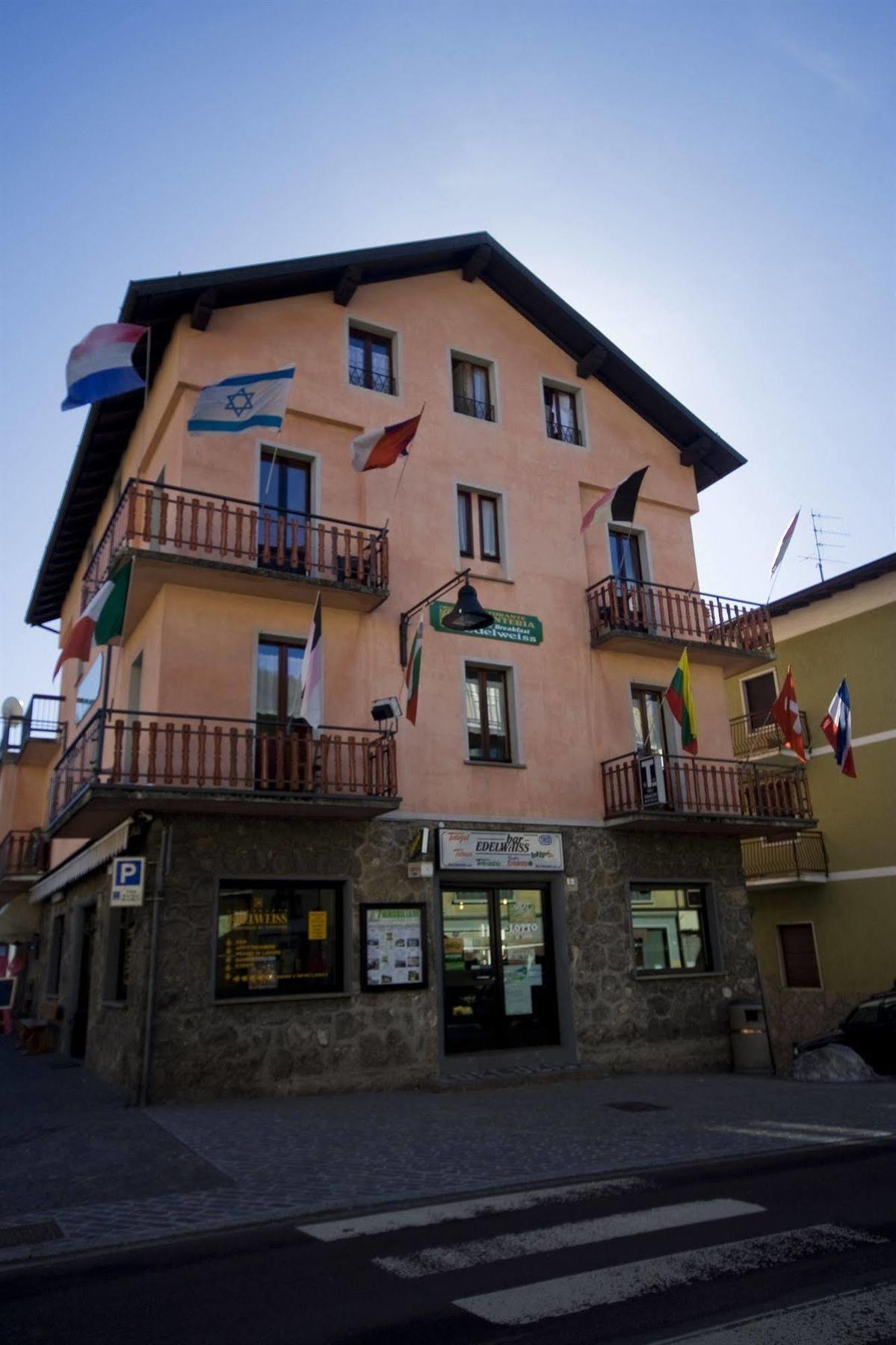 B&B Edelweiss Castione della Presolana Exteriör bild