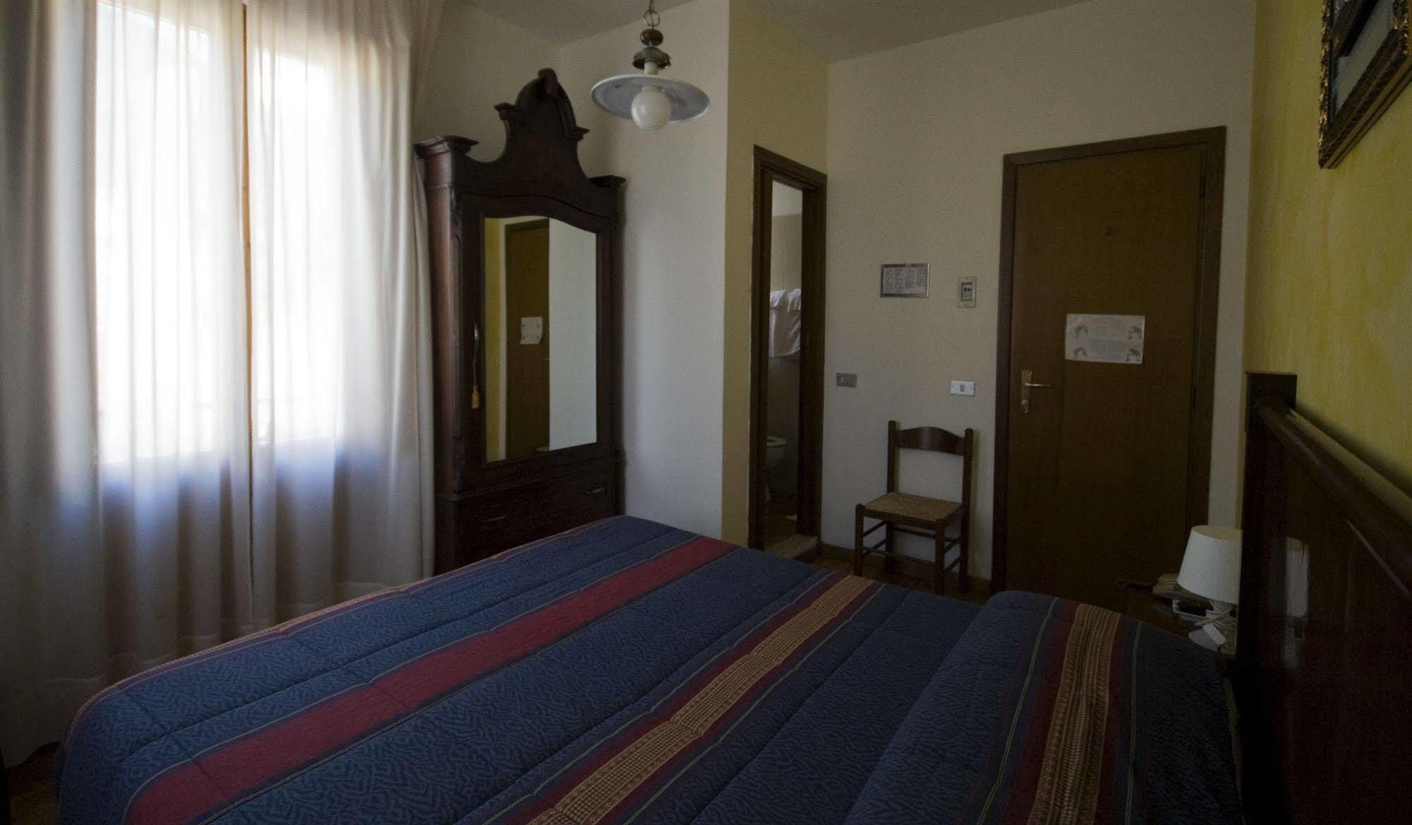 B&B Edelweiss Castione della Presolana Exteriör bild