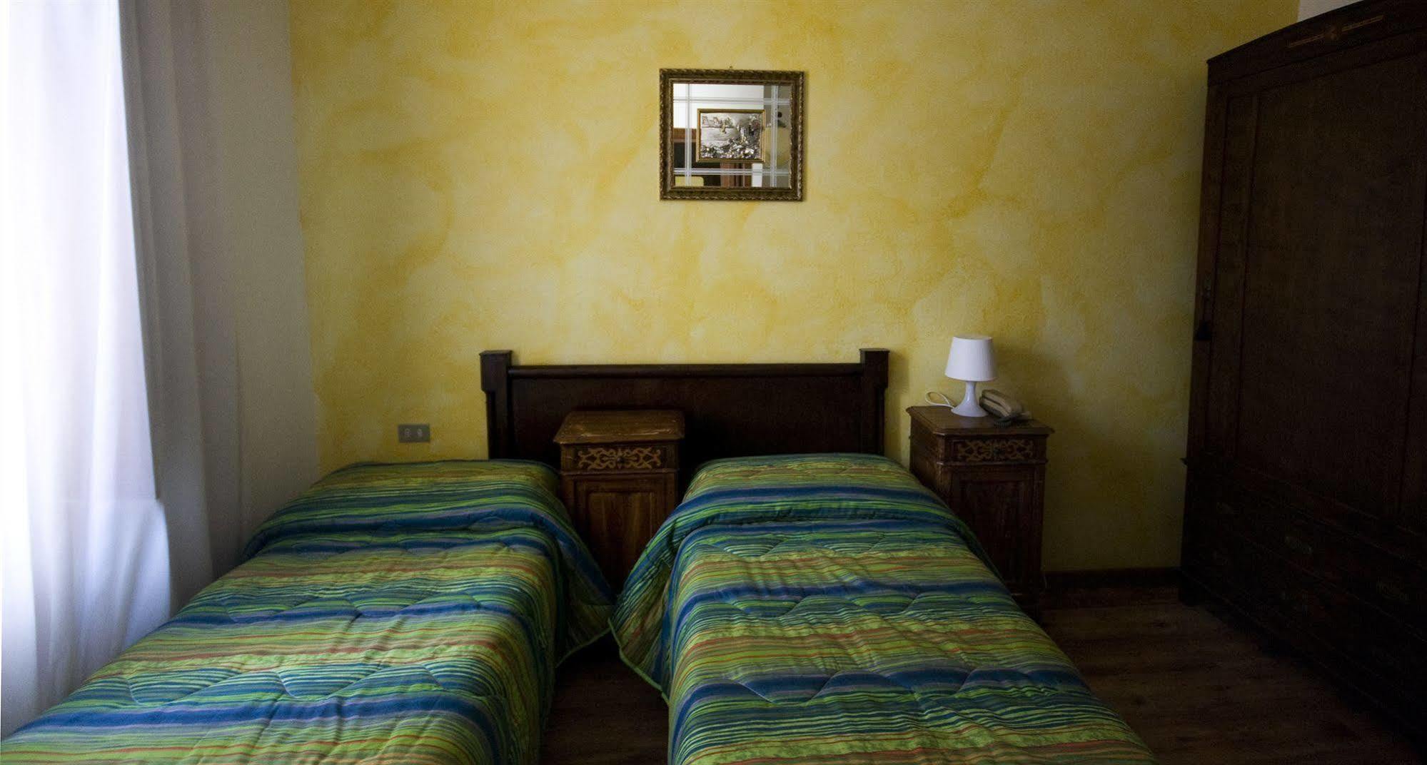 B&B Edelweiss Castione della Presolana Exteriör bild
