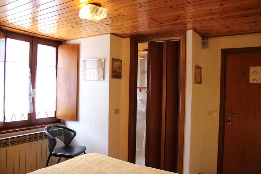 B&B Edelweiss Castione della Presolana Exteriör bild